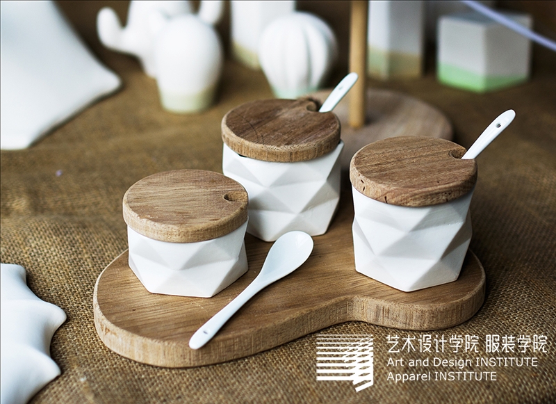 学生陶瓷作品二